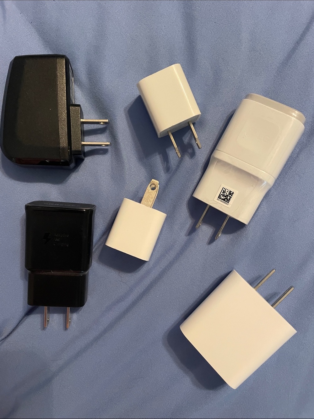 Mixed White and Black USB Wall Charger Pack